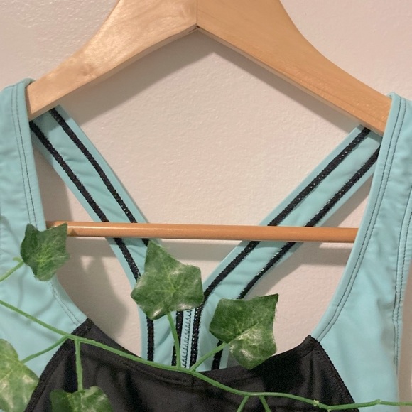 Swimsuit - Picture 3 of 3